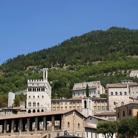 In With Pool & Terrace * Montone (Umbria)